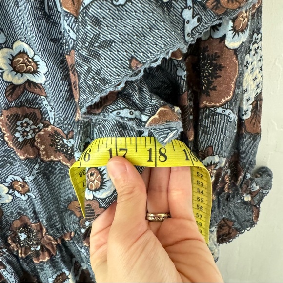 Sea New York Lucinda Seersucker Flutter Sleeve High Neck Ruffle Midi Dress - Picture 14 of 16